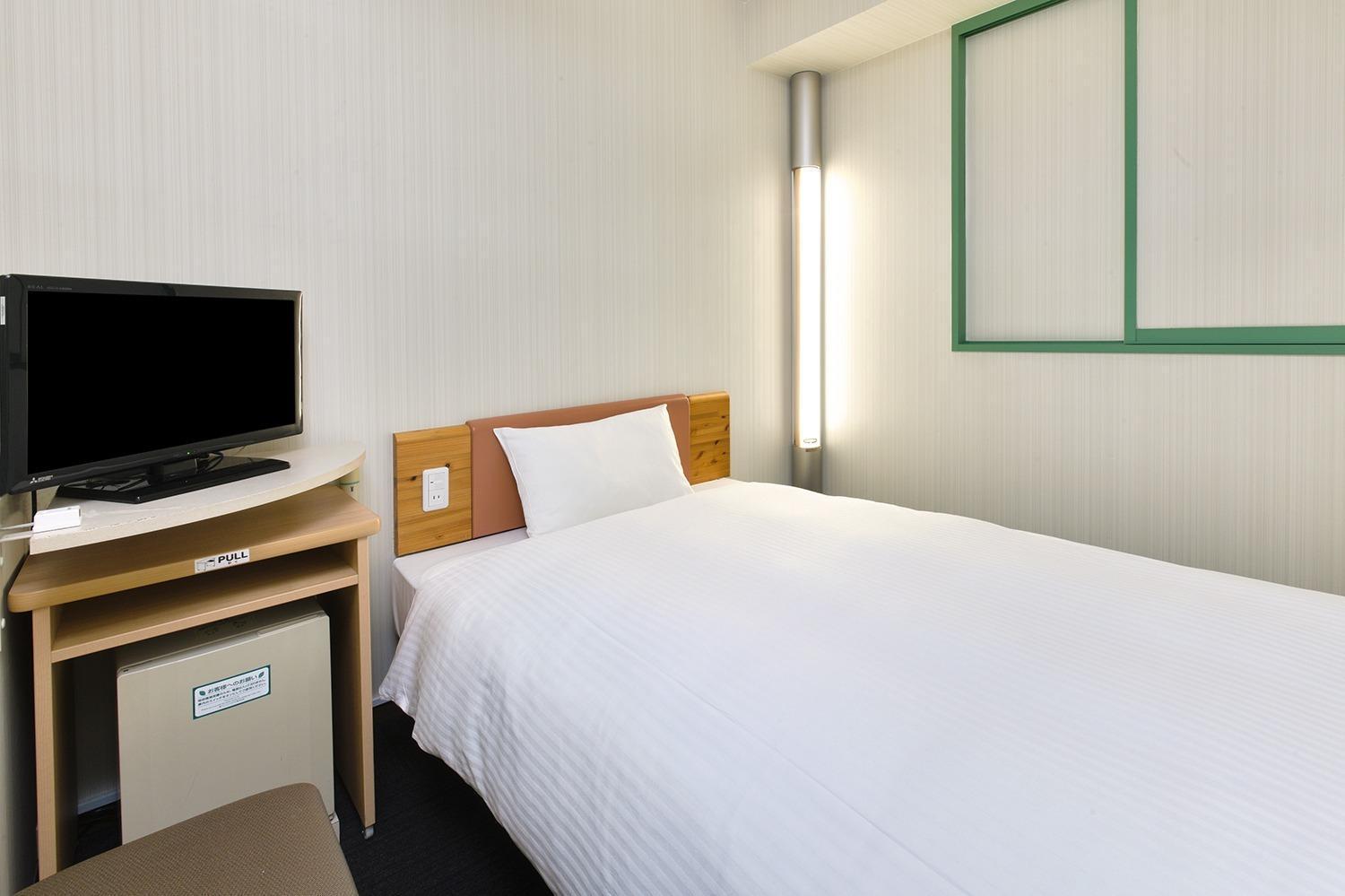 R&B Hotel Hakata Ekimae 1 - Vacation Stay 16386V Фукуока Екстериор снимка